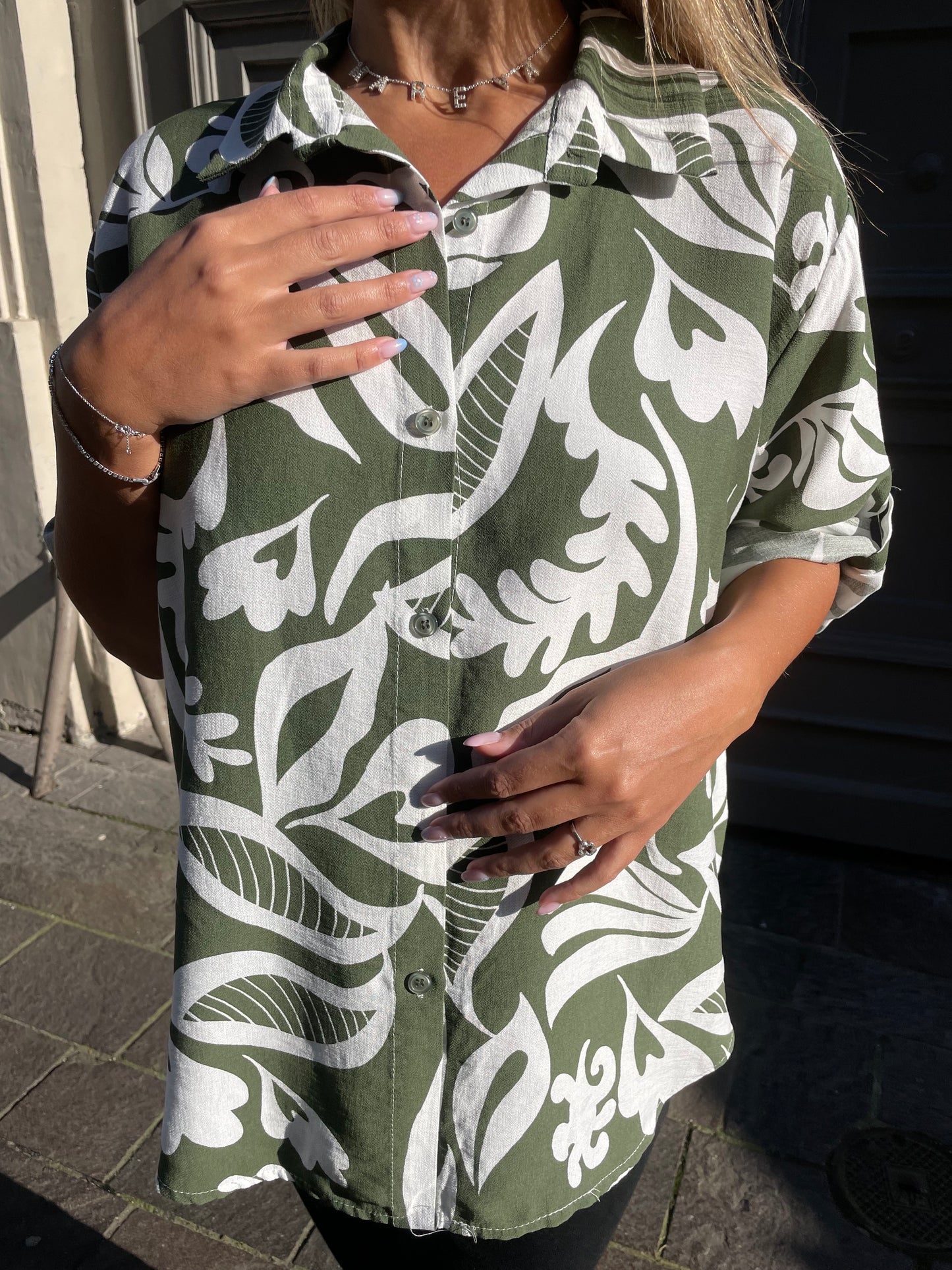 Chemise feuillage kaki