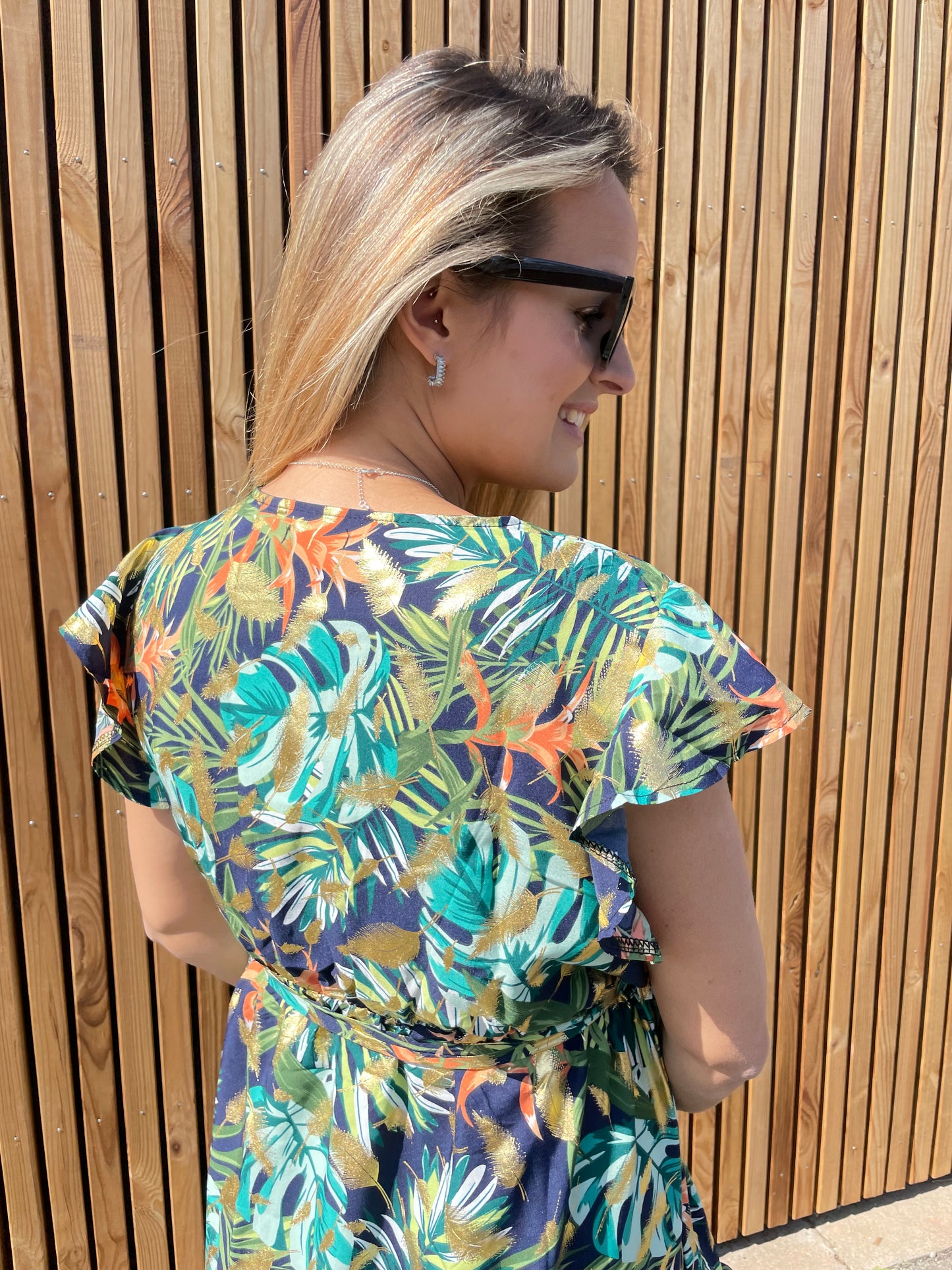 Robe exotique asymétrique verte