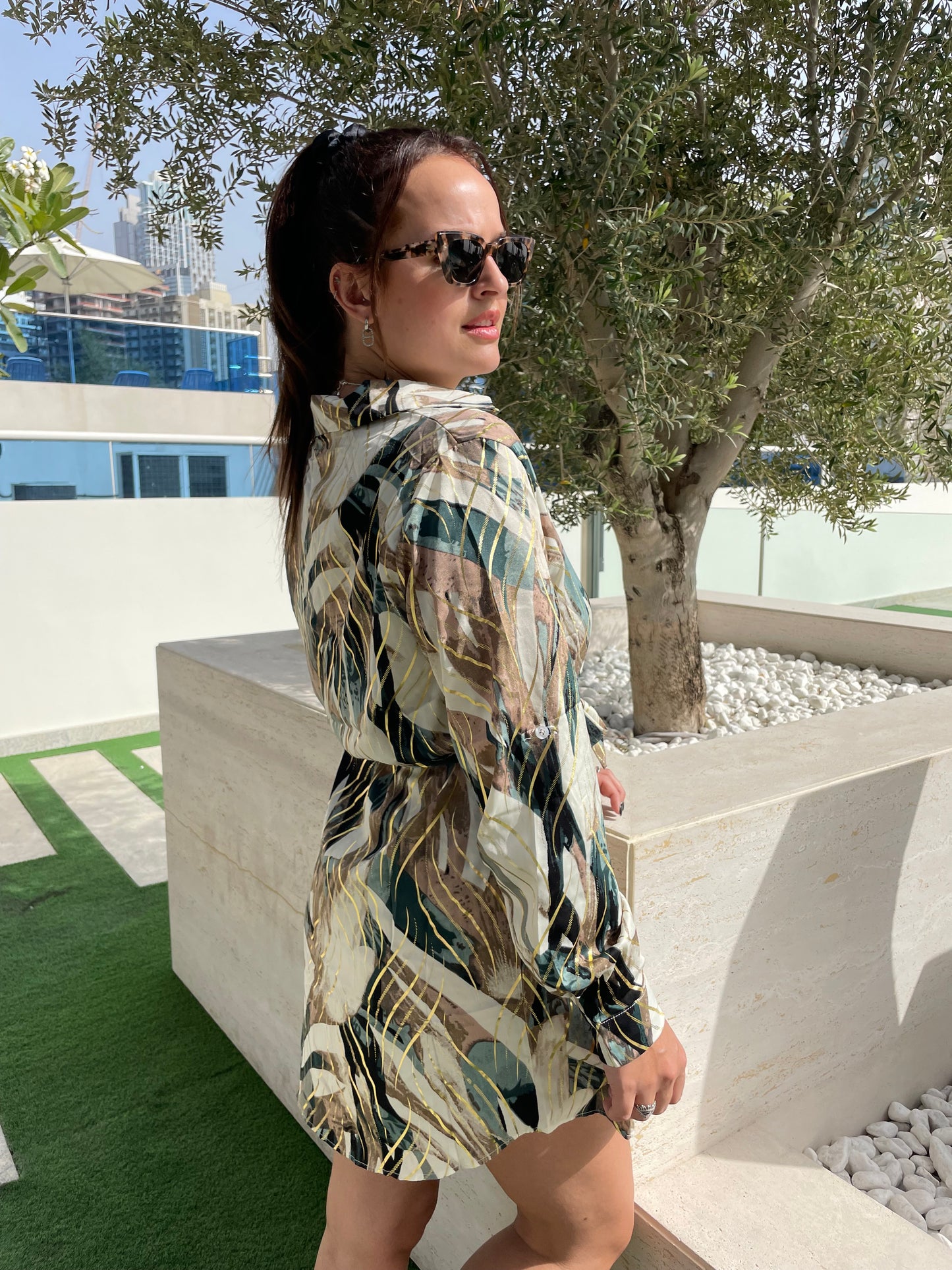 Robe Eva marron dorée