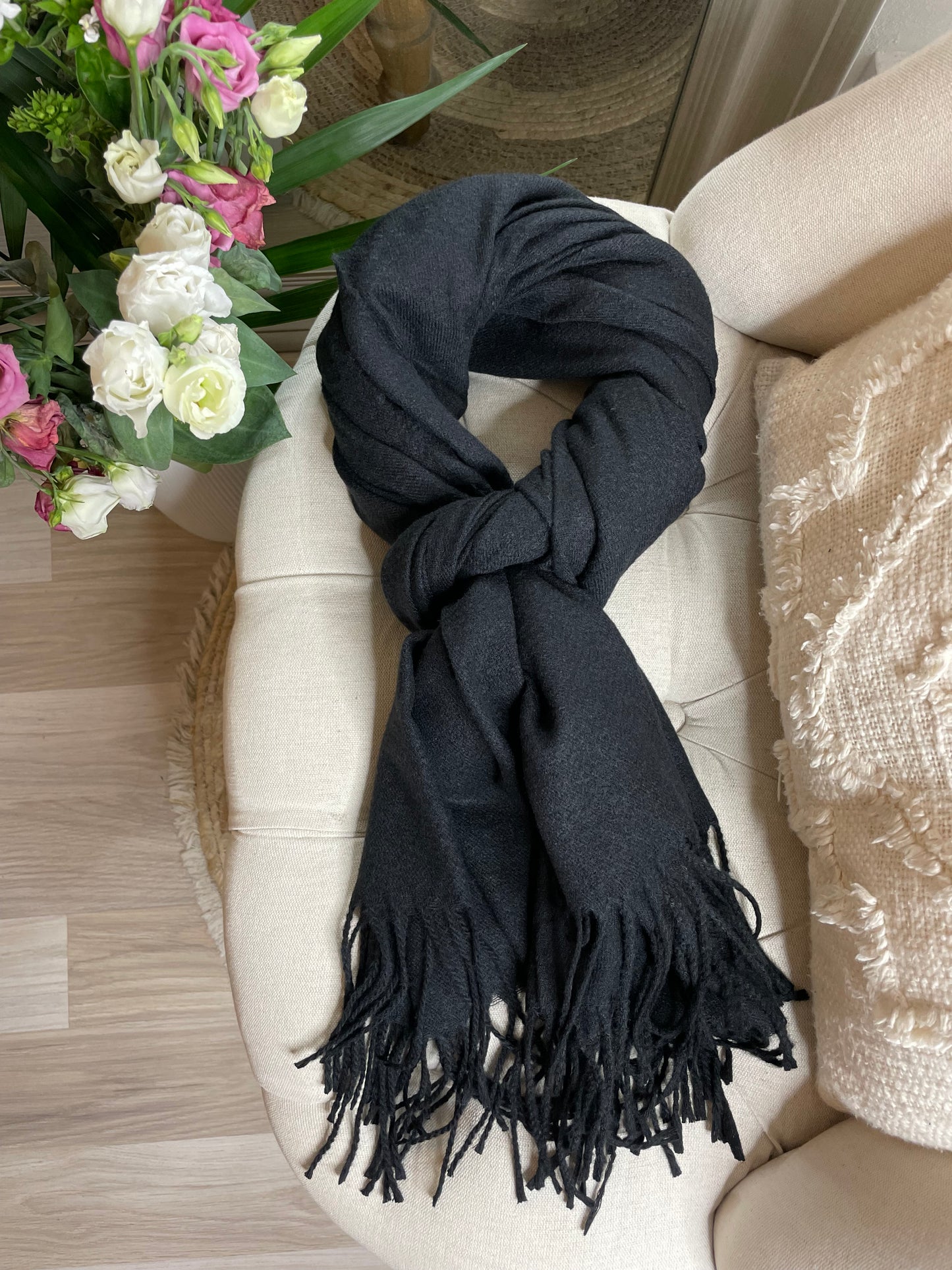Écharpe toucher cachemire noire
