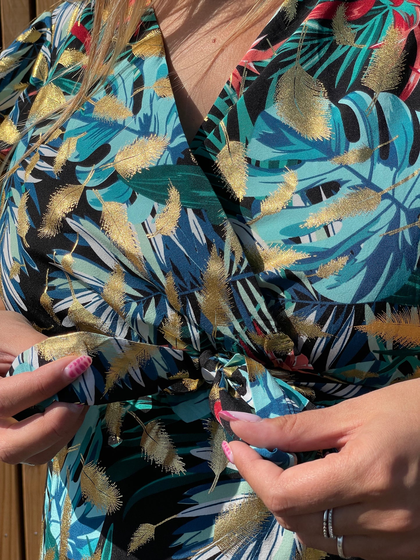 Robe exotique asymétrique bleue