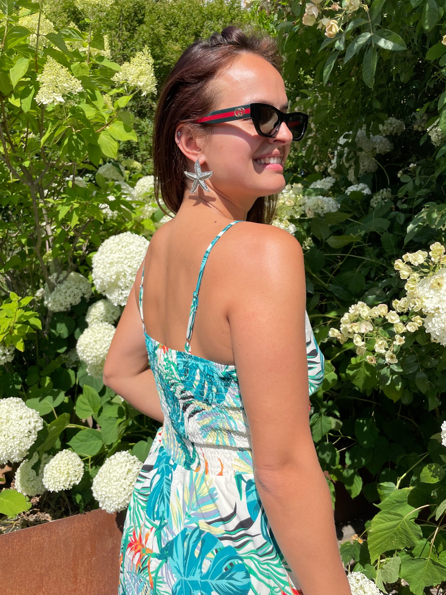 Robe courte exotique blanche