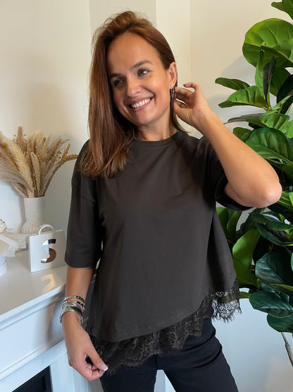 Haut dentelle asymétrique marron