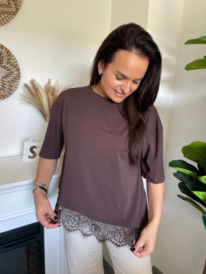 Haut dentelle asymétrique marron
