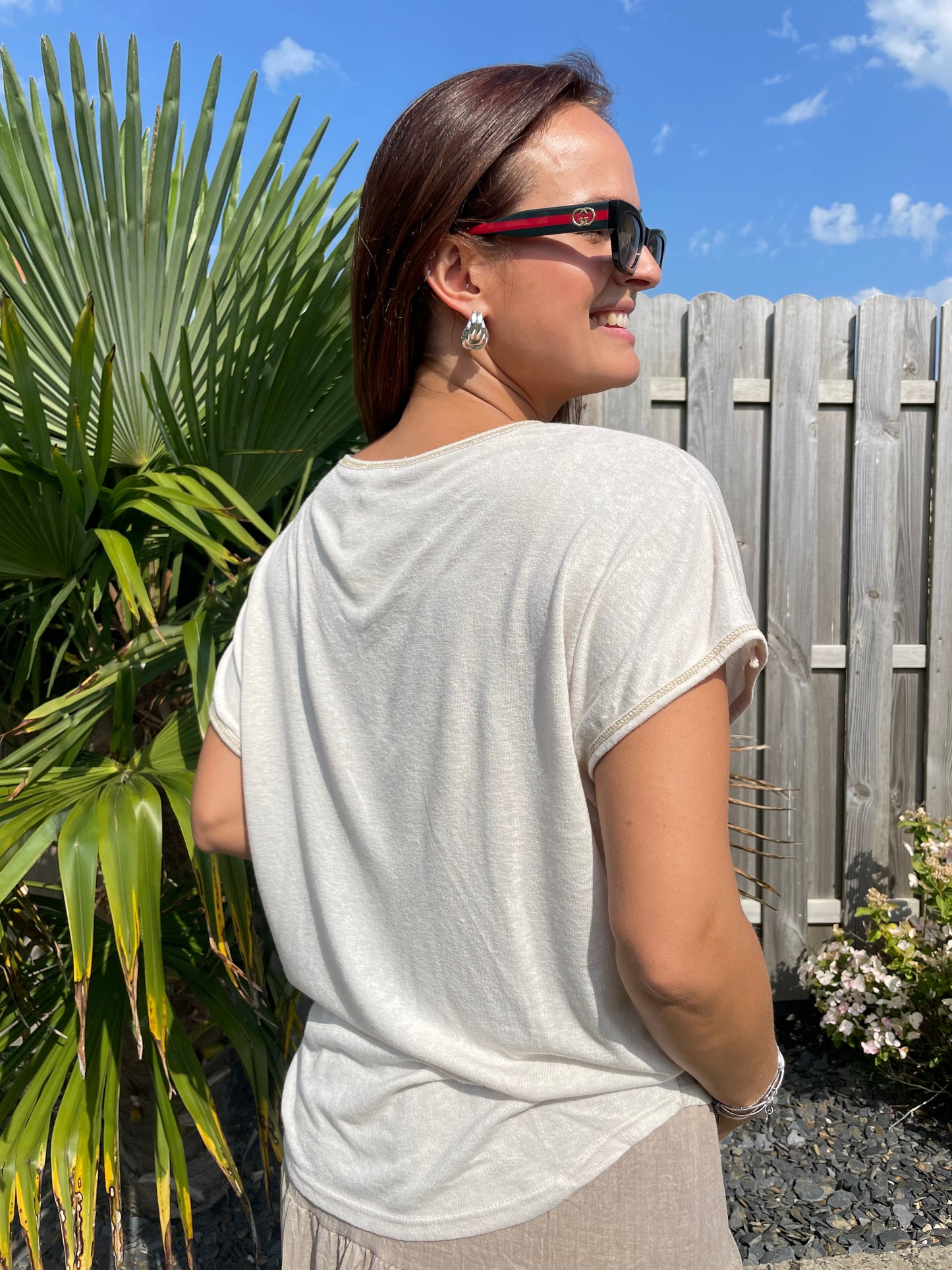 Haut brillant beige