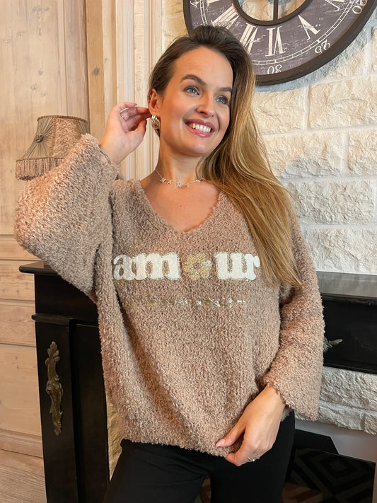 Pull Amour beige