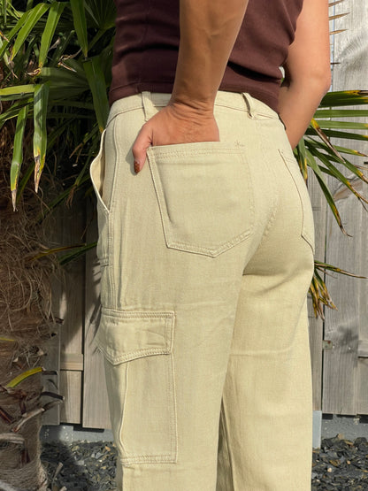 Cargo beige