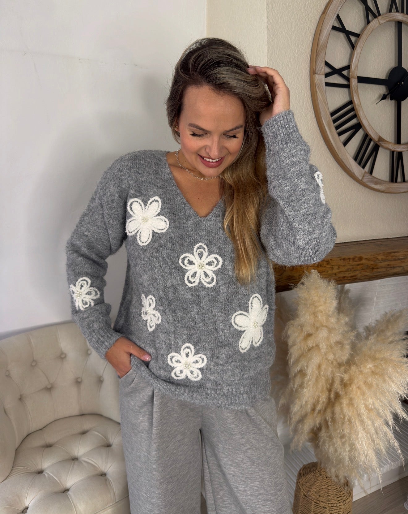 Pull Flora gris