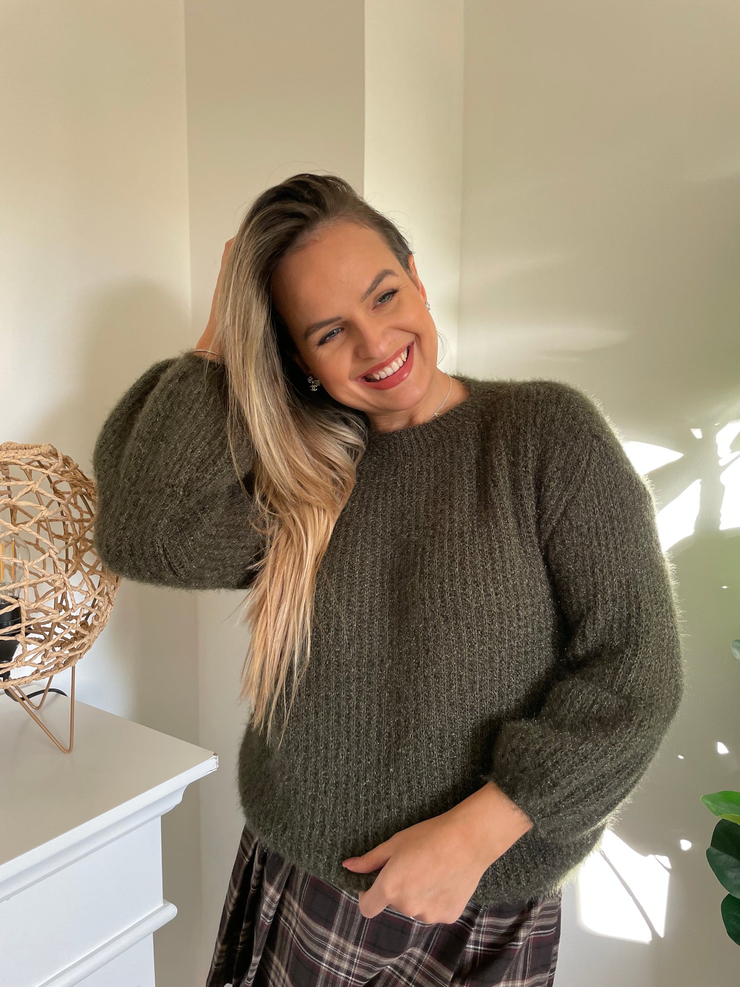 Pull charlotte kaki