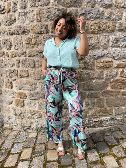 Pantalon flowers vert d’eau