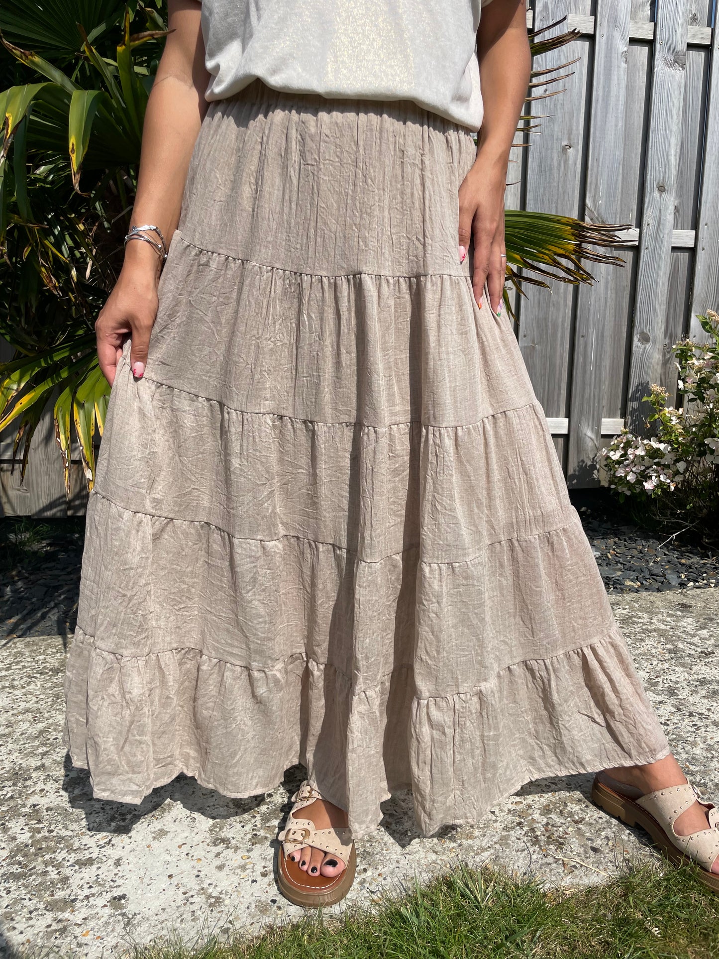 Jupe esmeralda beige