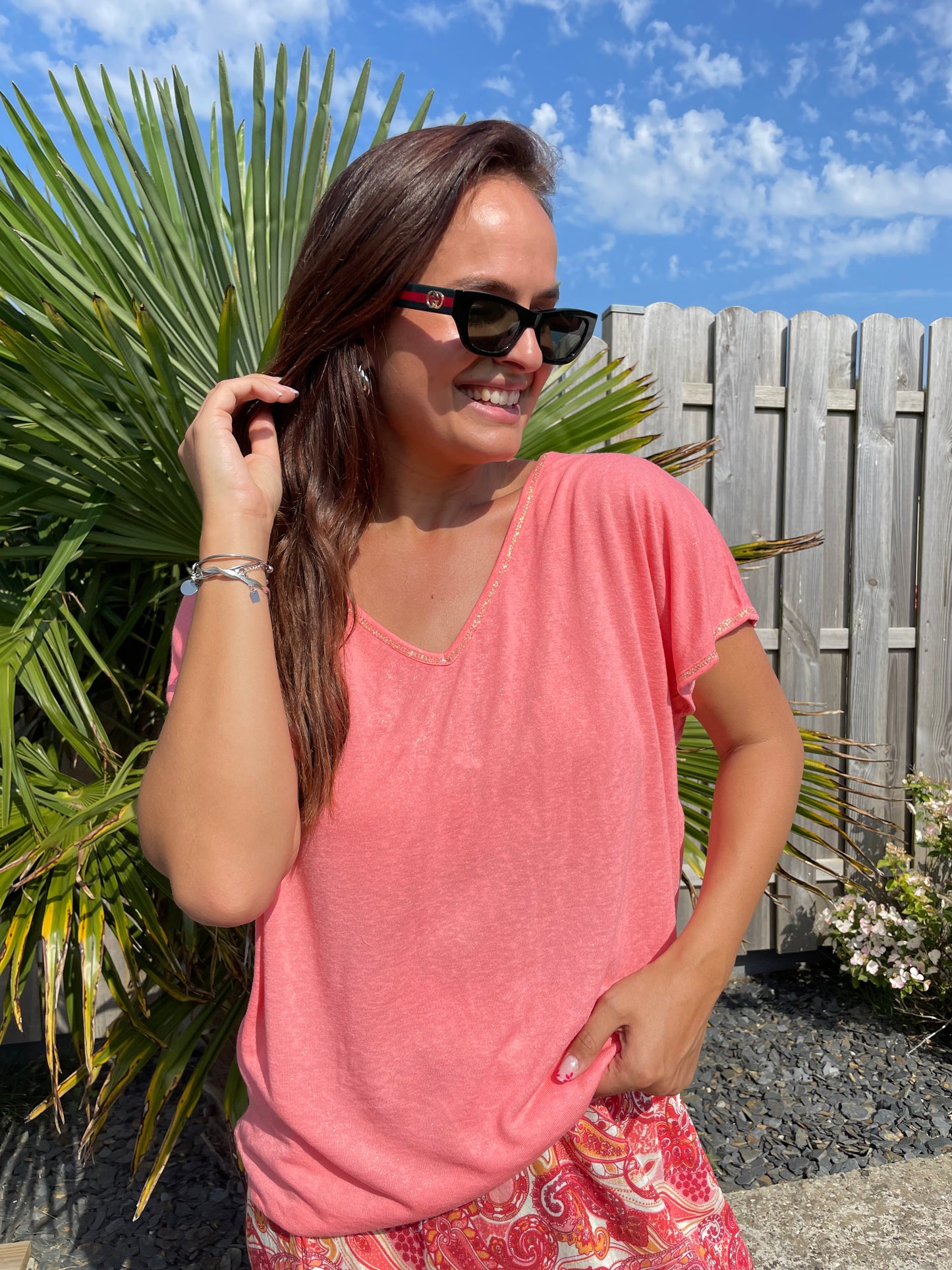 Haut brillant corail